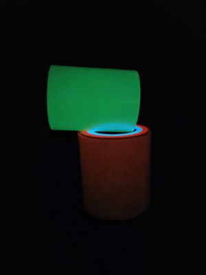 非暗い示すテープ覆う測定の監査のクリスマス3Dの白熱を入れなさい